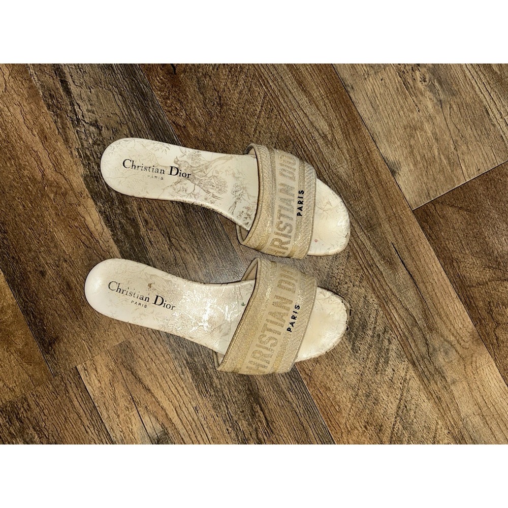 Christian Dior Dway Raffia mules Size 38/8 NEEDS TLC